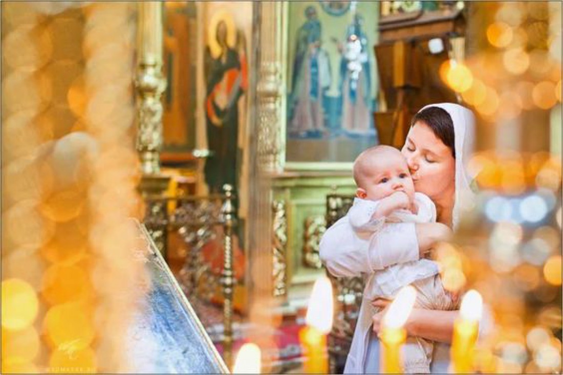 Крещение ребенка: Приметы, запреты, традиции
