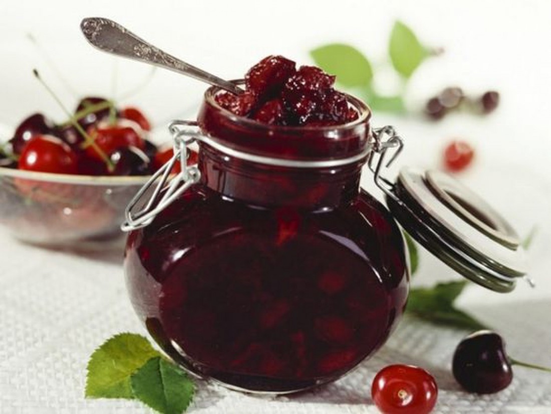 Варенье из черешни с косточками