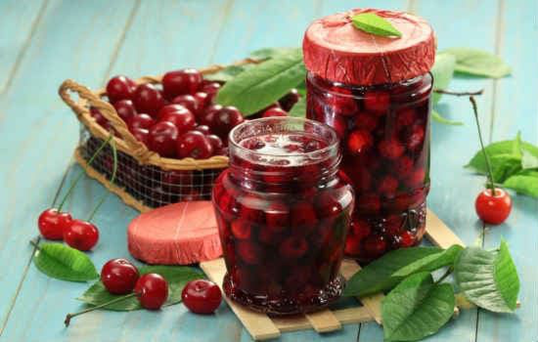 Компот из черешни