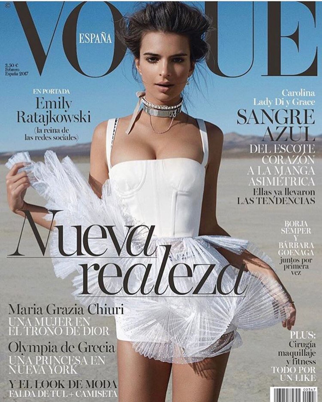 Эмили Ратаковски на обложке испанского Vogue