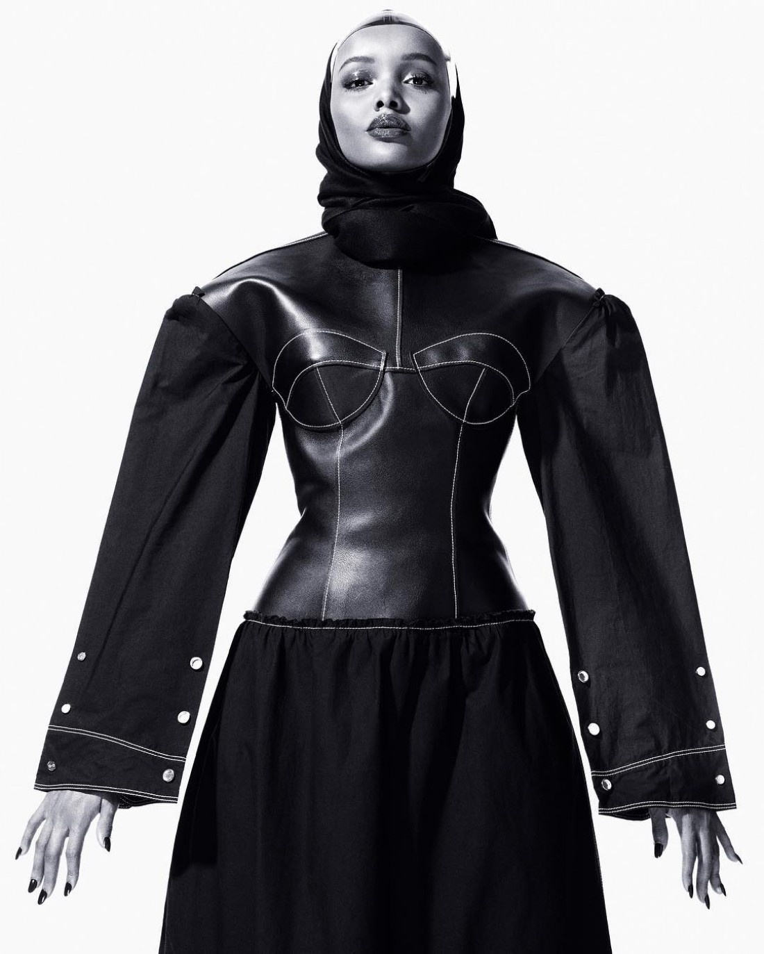 19-летняя Халима Аден в фотосете для CR Fashion Book