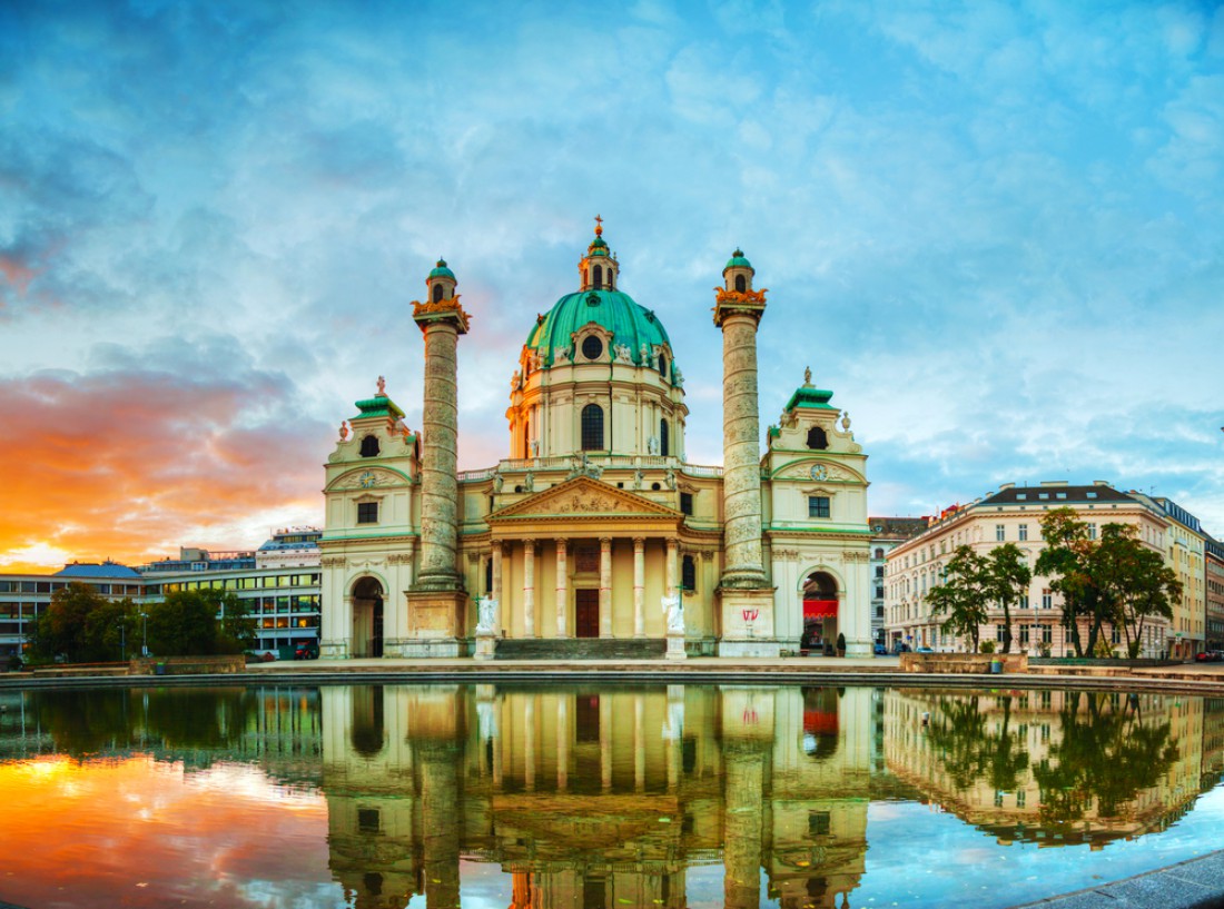 Карлскирхе в Вене, Австрия