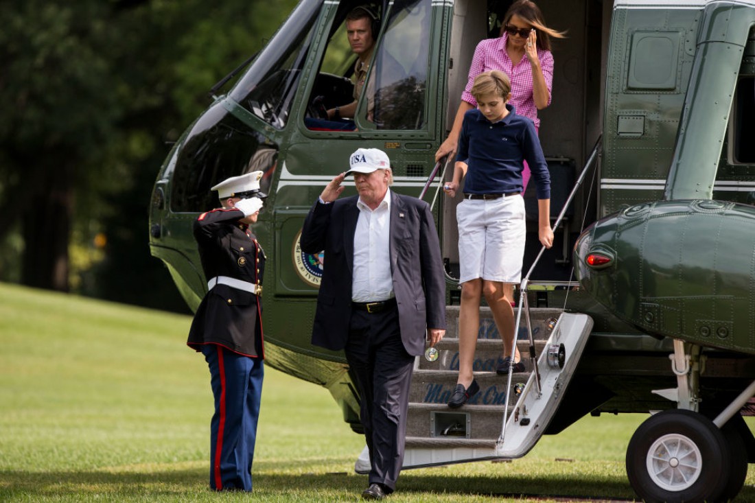 Меланья и Дональд Трамп c сыном