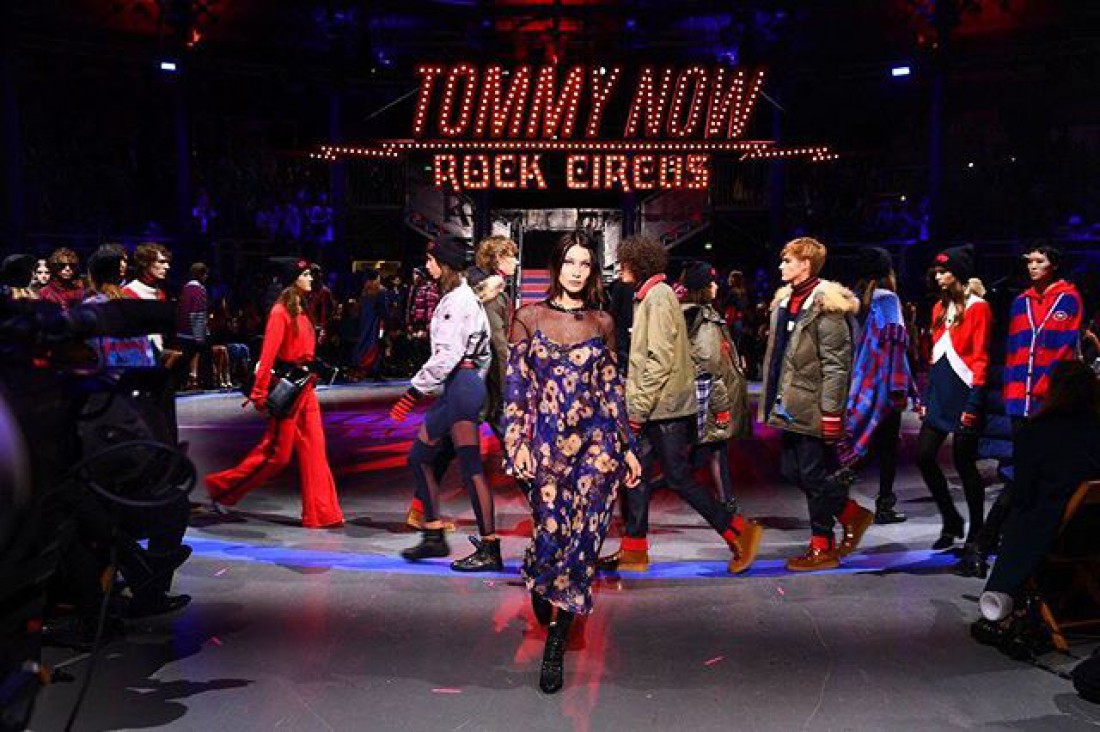 Показ Tommy Hilfiger