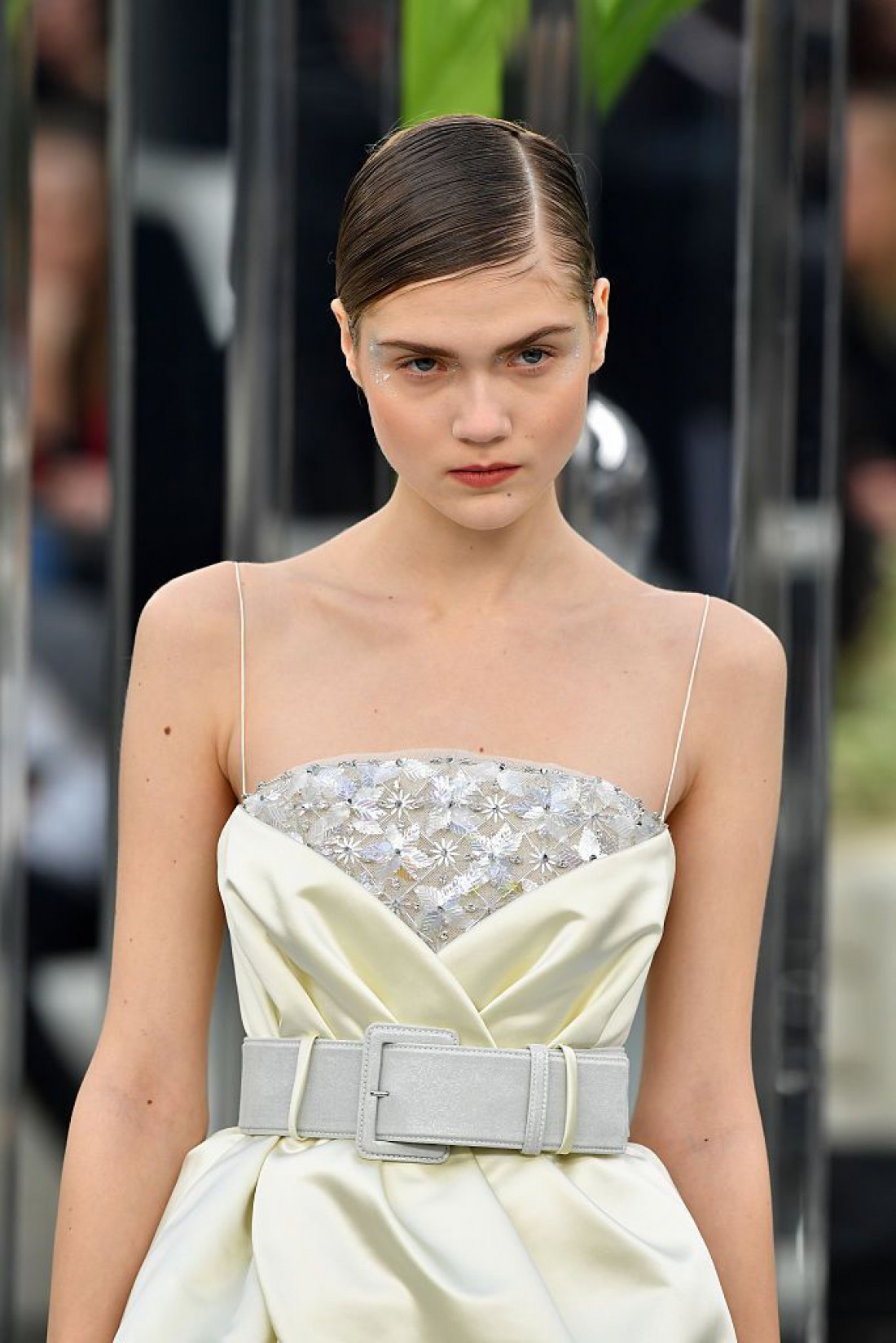 Украинская модель Елизавета Пенцарская на показе Chanel