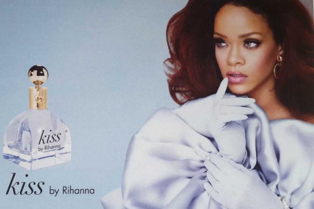 Рекламная кампания нового аромата Рианны Kiss by Rihanna