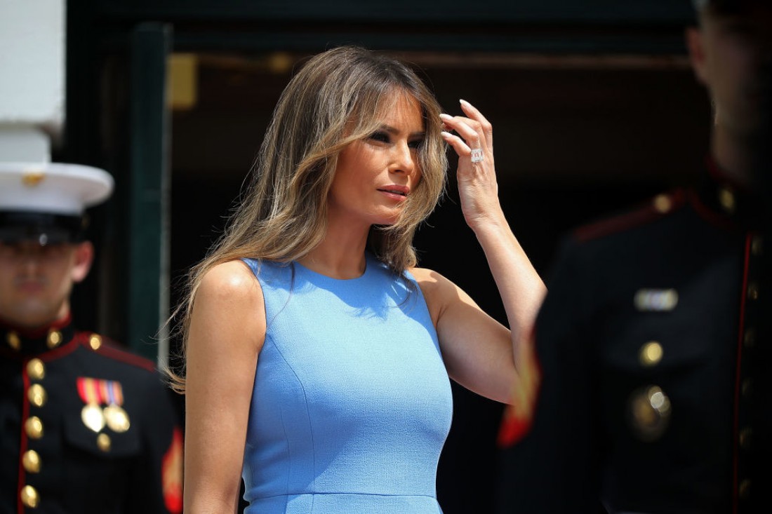 Быть похожей на Меланью Трамп: британки массово делают пластику лица