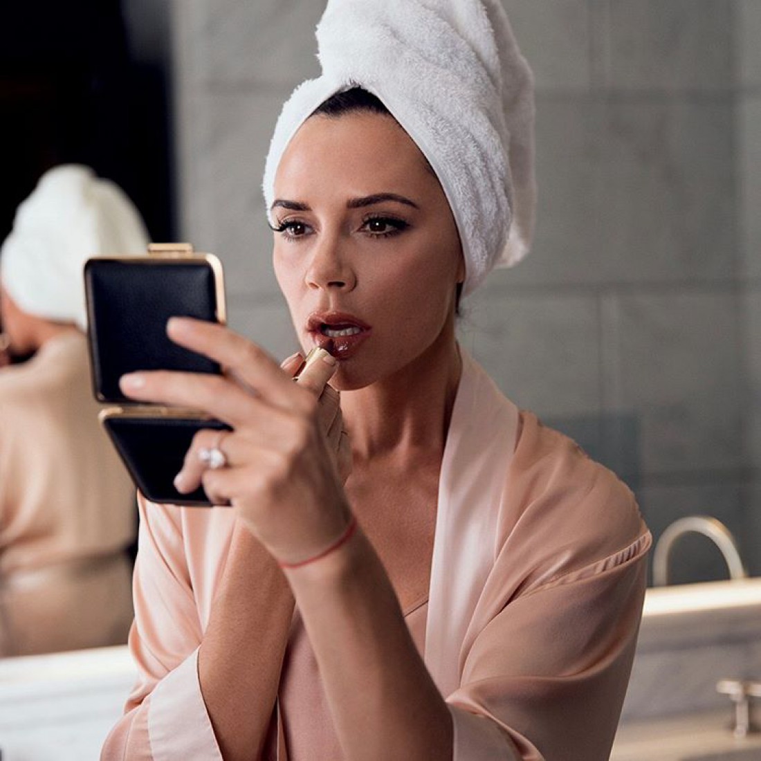 VBxEsteeLauder