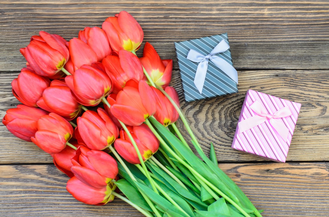 Что подарить на 8 марта