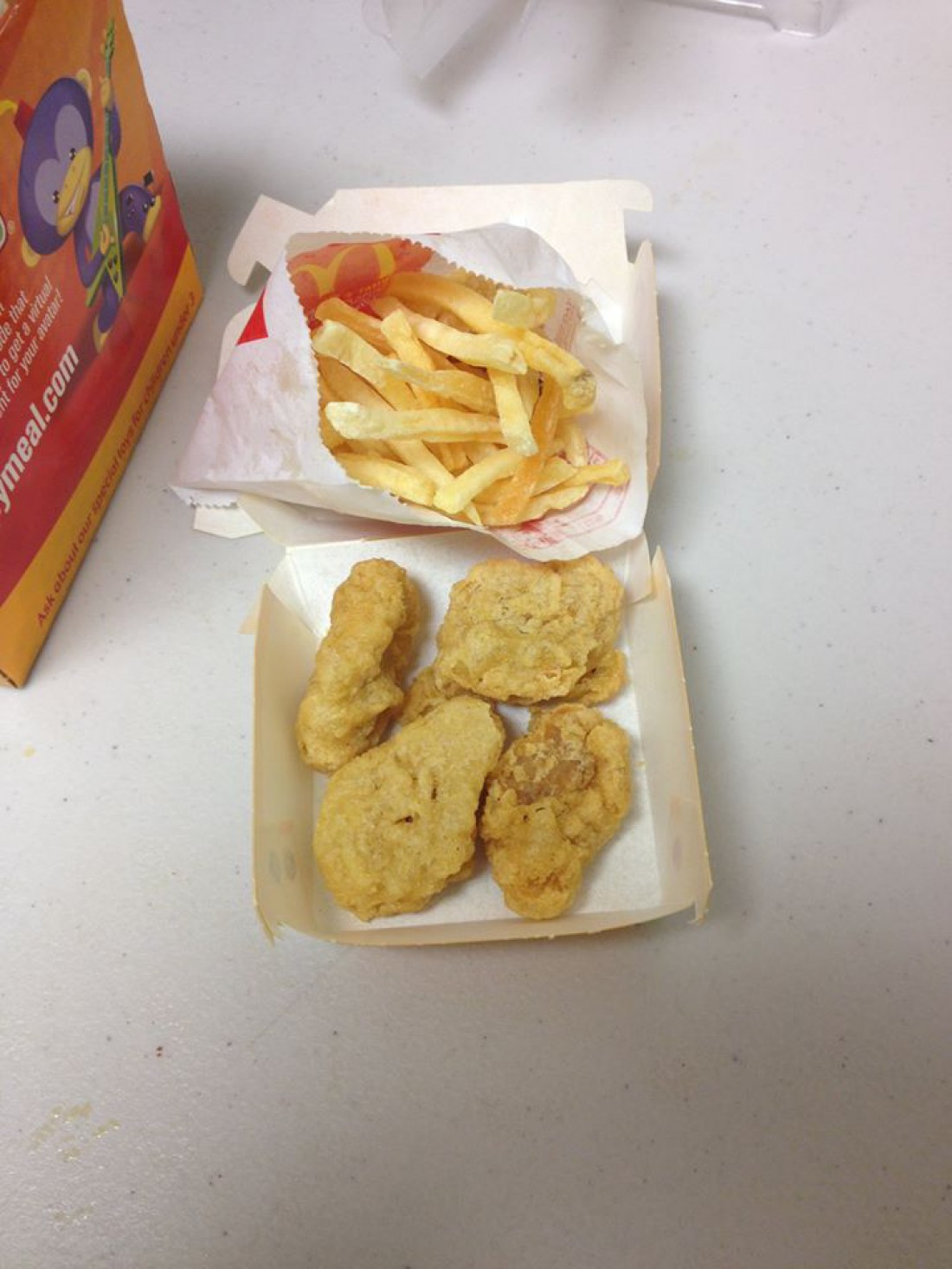 Американка показала, как выглядит еда из McDonald's спустя шесть лет