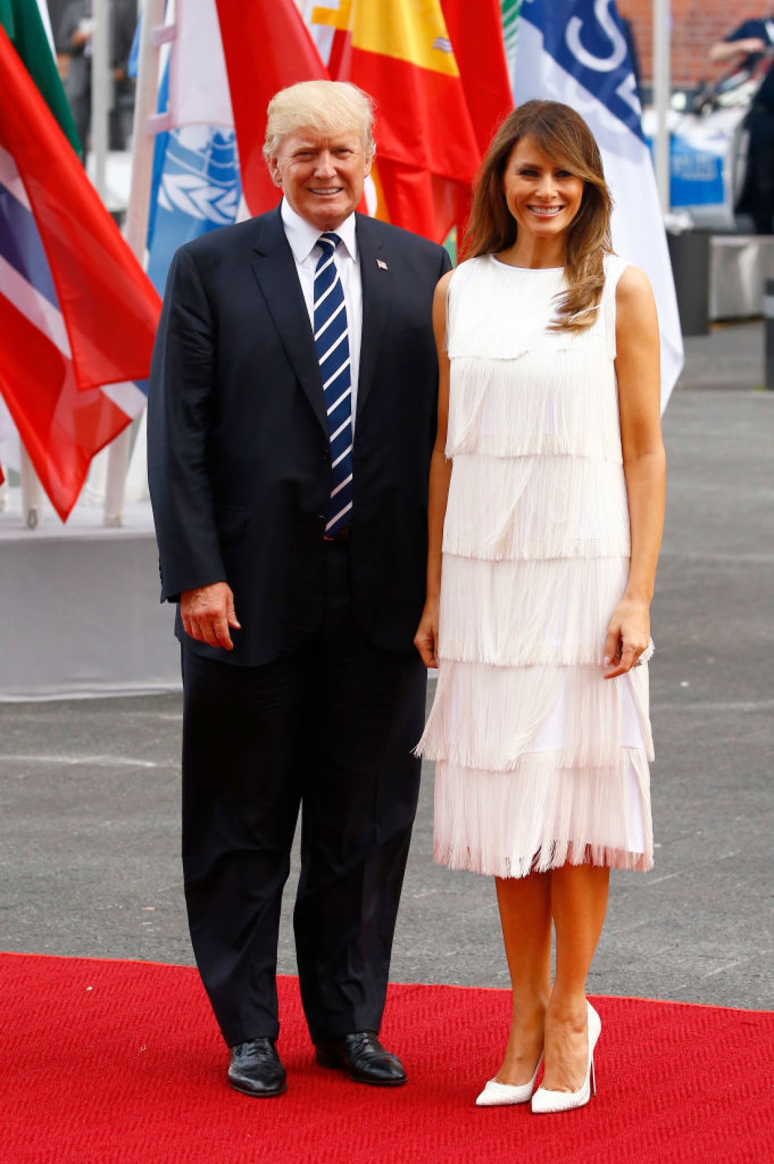 Быть похожей на Меланью Трамп: британки массово делают пластику лица
