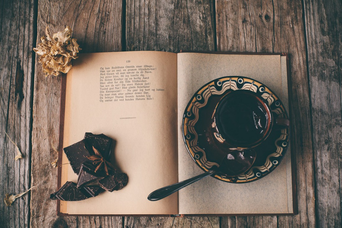 Среди книг, как и среди людей, можно попасть в хорошее и в дурное общество (К. Гельвеций)