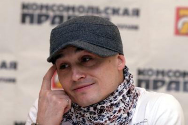 Денис Манжосов ведет мероприятия в Кривом Роге