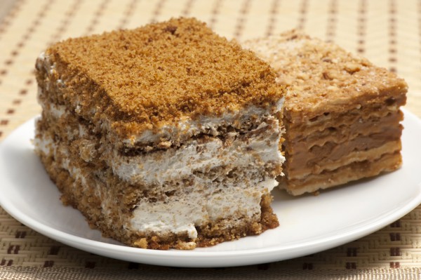 Медовик с масляно-кофейным кремом