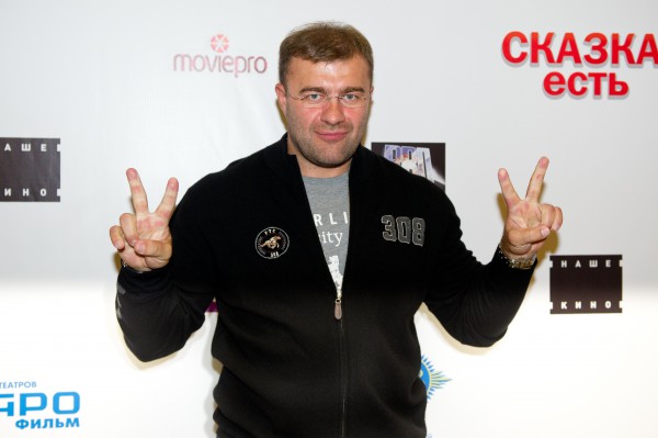 Актер Михаил Пореченков подписал открытое письмо с просьбой освободить своих коллег из плена в Славянске