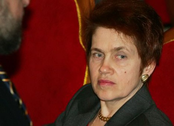 Людмила Янукович долго работала на производстве