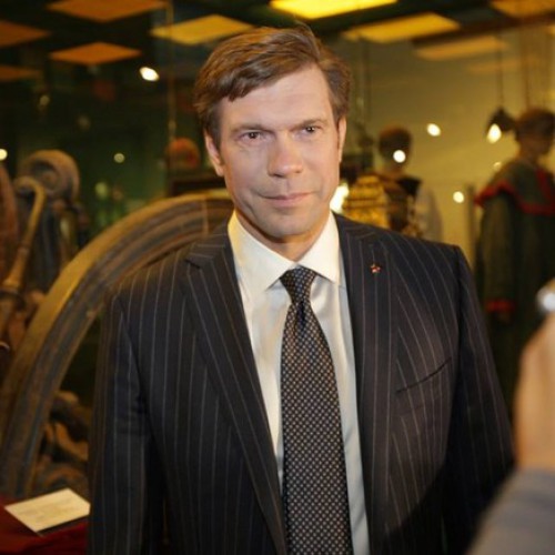 Олег Царев