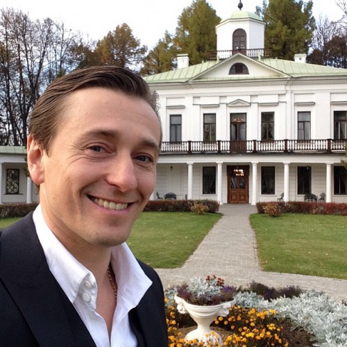 Сергей Безруков