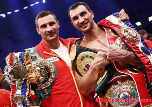 Кличко отправился в Нью-Йорк за премией Эмми