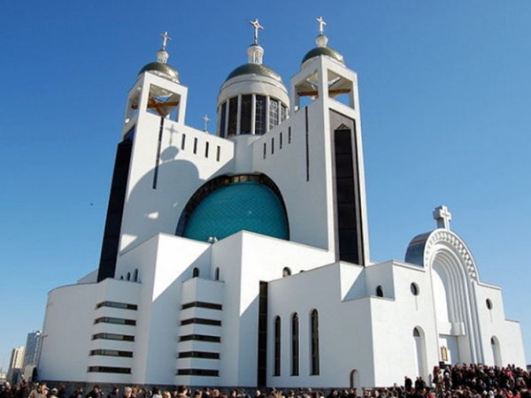 Патриарший собор Воскресения Христова