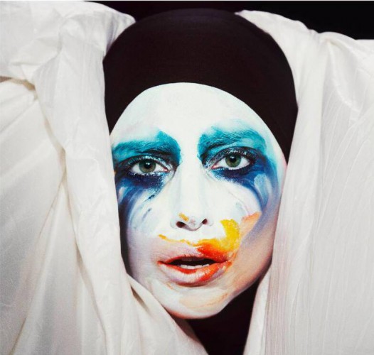 Макияж на Хэллоуин: яркий образ Lady Gaga пользуется популярностью в День всех святых