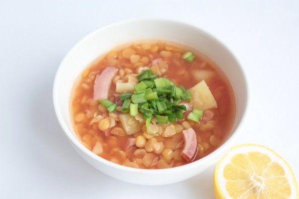 Рецепт 
                Гороховый суп с помидорами и беконом
            