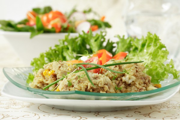 Рецепт 
                Рисовый салат с кукурузой
            