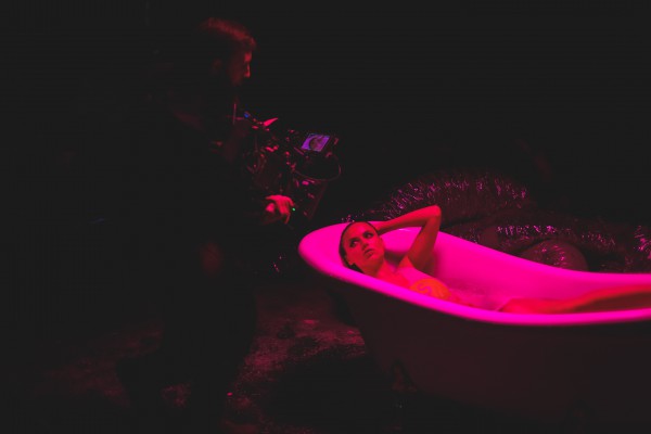 Epolets сняли в новом клипе девушку с обложки Playboy