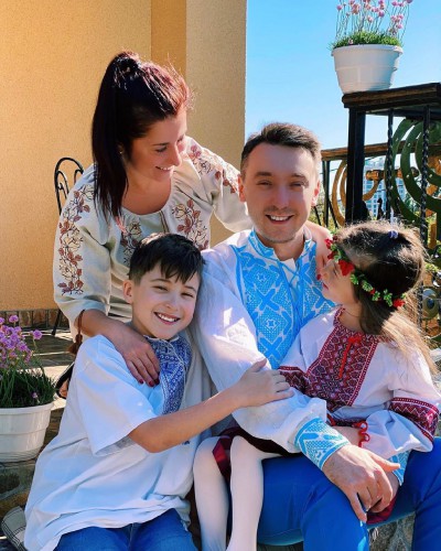 Михаил Присяжнюк с семьей