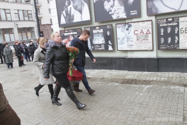 Светлана Пермякова с дочкой и молодым любовником, отцом малышки