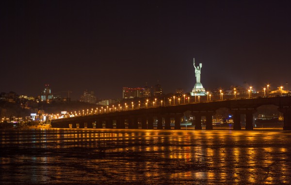 Русановская набережная
