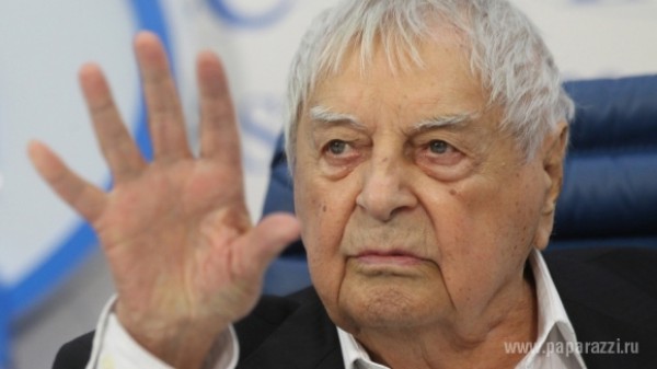 Юрий Любимов сейчас находится в больнице