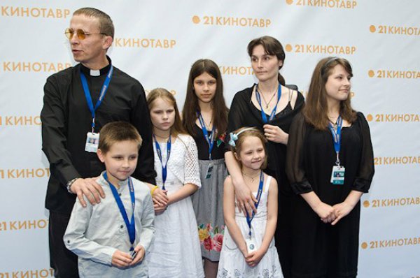 Иван Охлобыстин признался, что порой не помнит, как зовут его детей