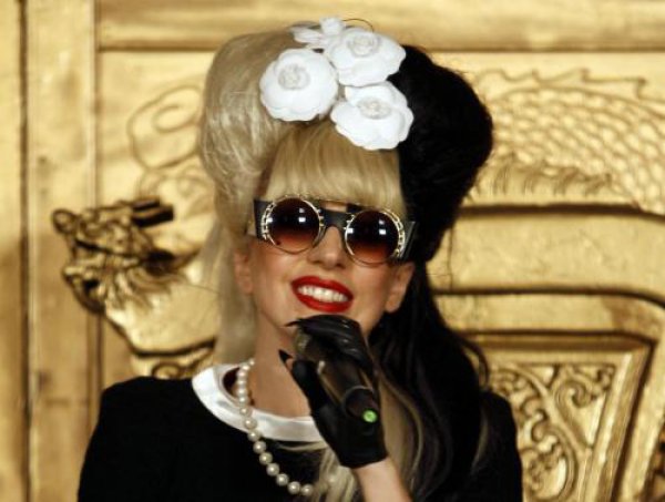 Lady GaGa пытаются засудить на $10 миллионов