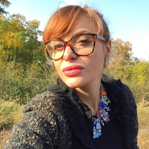 Слава показала фото топлес