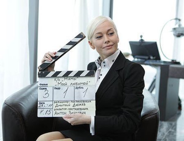 Елена Корикова