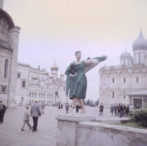 Модели в нарядах Christian Dior в Москве, 1959 год