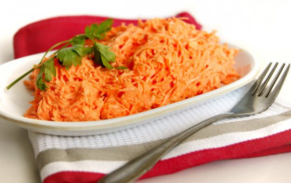 Рецепт 
                Морковный салат с майонезом и чесноком
            