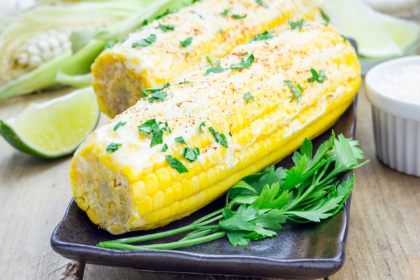 Кукуруза с брынзой