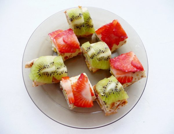 Солянка из капусты с тушенкой и картошкой рецепт с фото