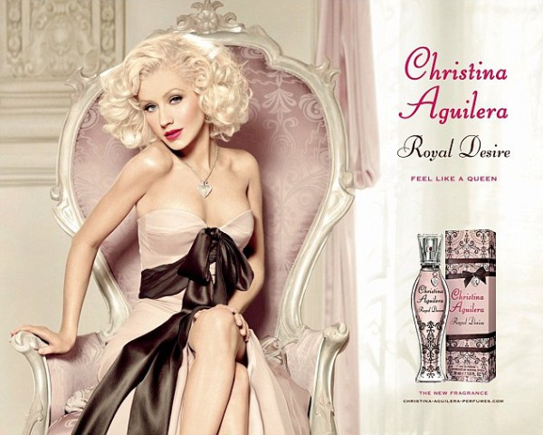 В рекламе аромата Royal Desire Кристина