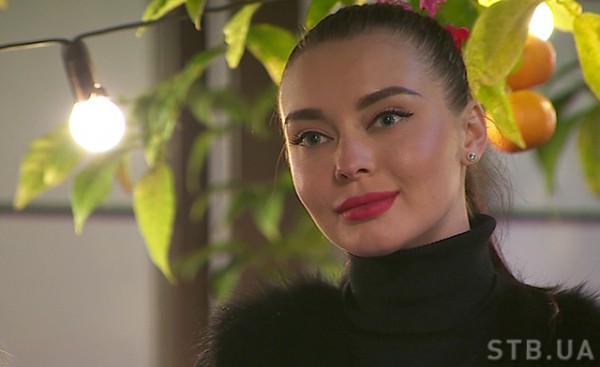 Холостяк 5 сезон восьмой выпуск: Екатерина Потехина покинула шоу