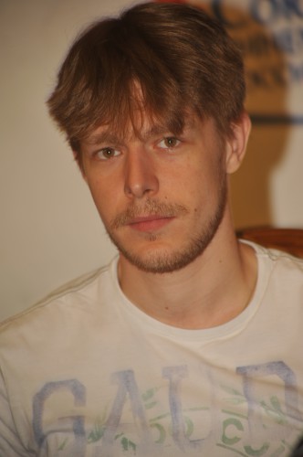 Никита Ефремов устроил драку
