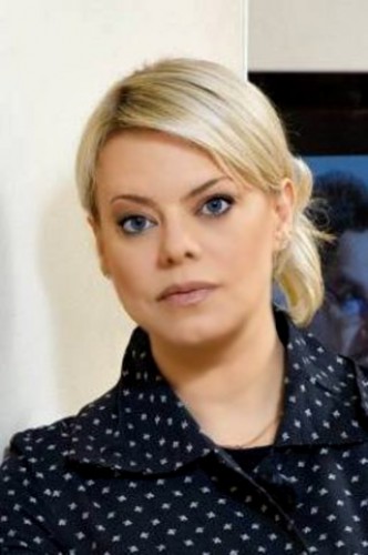 Яну Поплавскую дразнили в школе