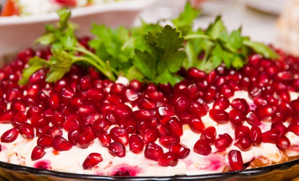 Салат из сердца сыром и грецкими орехами Салат из сердца сыром и грецкими орехами
