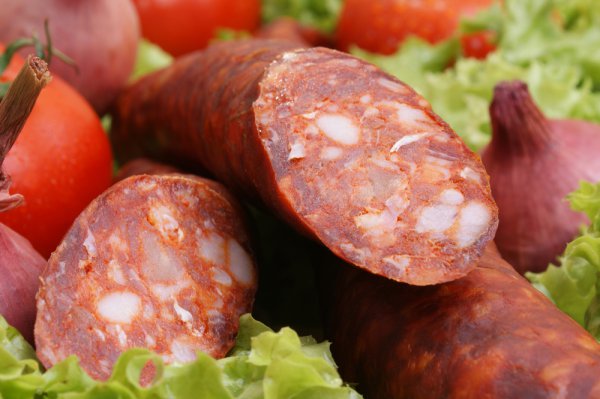 Рецепт на Пасху: сардельки куриные