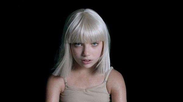 Мэдди Зиглер в клипе Sia Big Girls Cry