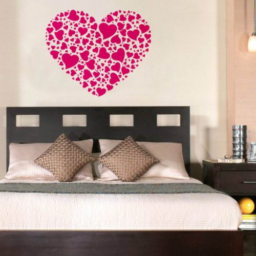 Сердца – один из главных атрибутов спальни для влюбленных