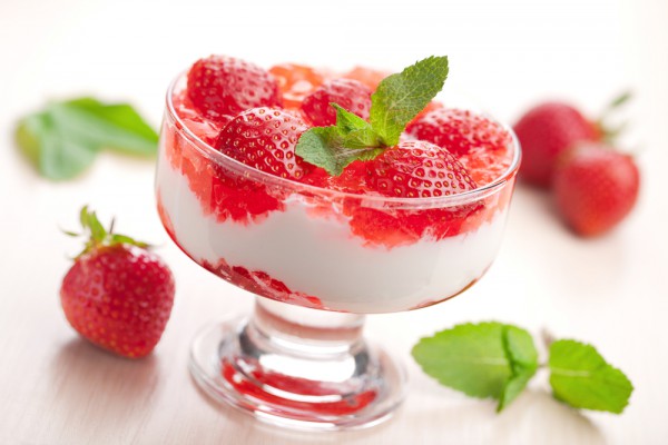 Десерты из клубники: ТОП-5 рецептов - Кулинарные советы для любителей .