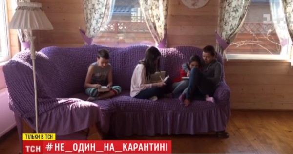Маричка Падалко показали, чем занимаются с детьми на каранти